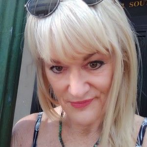 Meet your Posher, Lori